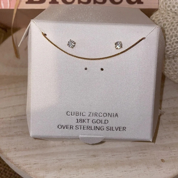 PRIMROSE women’s Earrings necklace gold Cubic Zirconia Stud box chain Set new - Picture 1 of 4